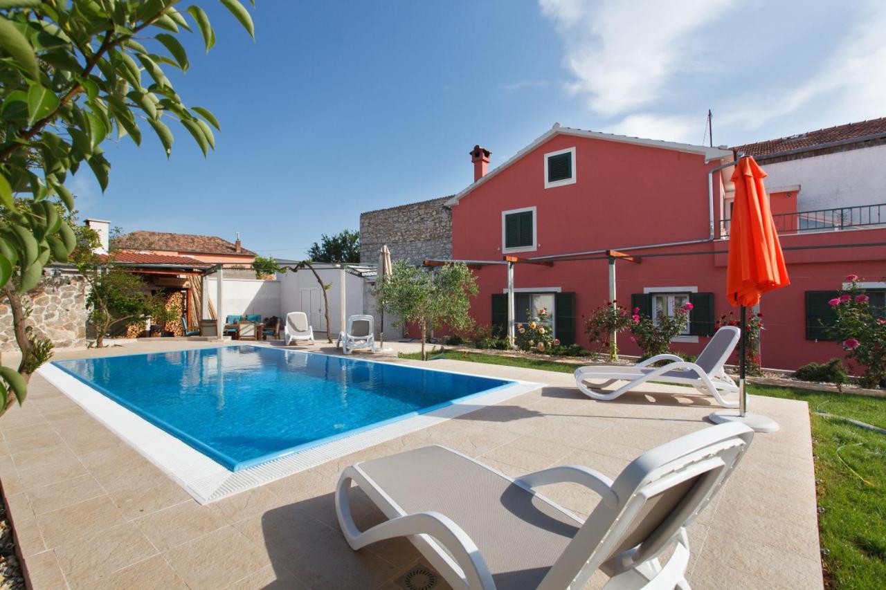 Villa Luna Sutomiscica ภายนอก รูปภาพ