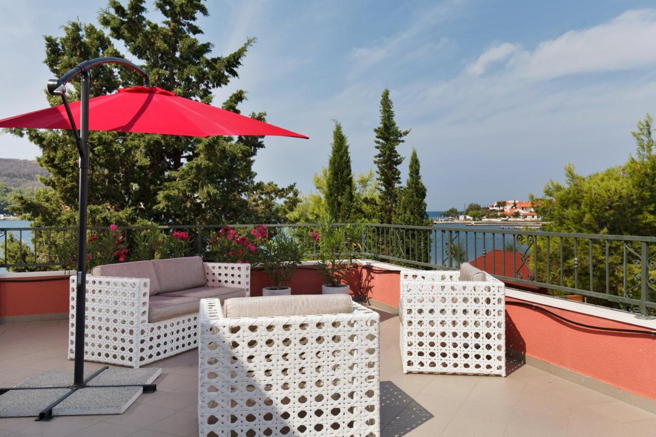 Villa Luna Sutomiscica ภายนอก รูปภาพ
